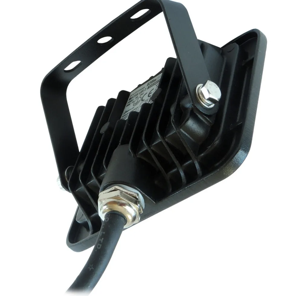 LED Fluter – 10W 900lm – 3000/4000/6000K Neutralweiß – IP65 – inkl. 30 cm Anschlusskabel