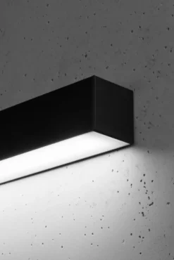 Wandleuchte PINNE 117 Schwarz - 31W - 5100Lm - 4000K Neutralweiß